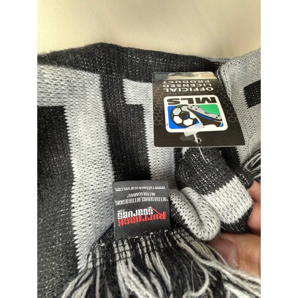 Ruffneck FC Dallas Scarf Unisex OSFA MLS Soccer Knit Black Grey Logo Fringe New